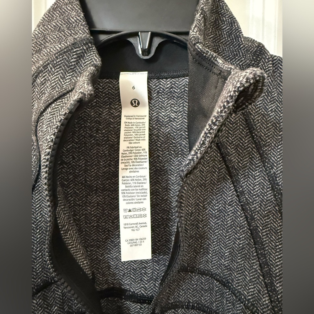 NWT Lululemon Athletica Defined Cropped Jacket Herringbone size 6 - Picture 5 of 8